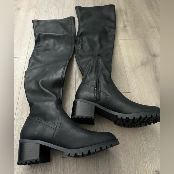 NEW WITH BOX Lulus Over the Knee Boots in Black - Picture 5 of 10